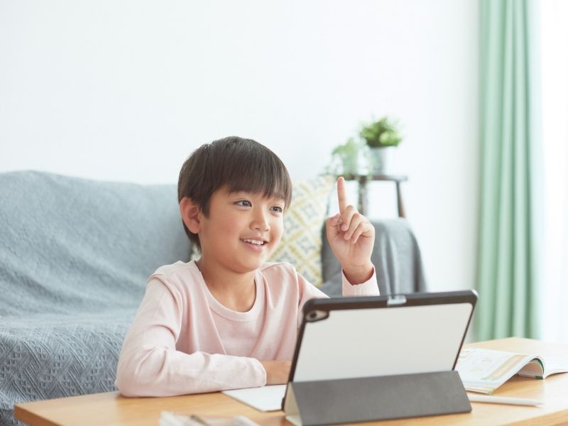 Alasan Para Pelajar Memilih Les Online Dibanding Konvensional